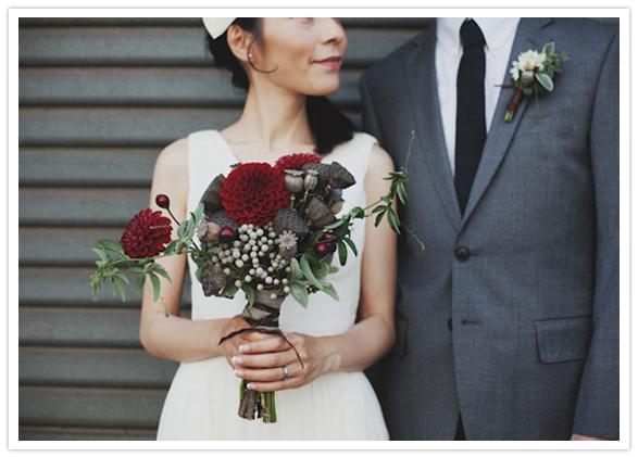 Groom Style, grey suit, navy tie, boutonniere