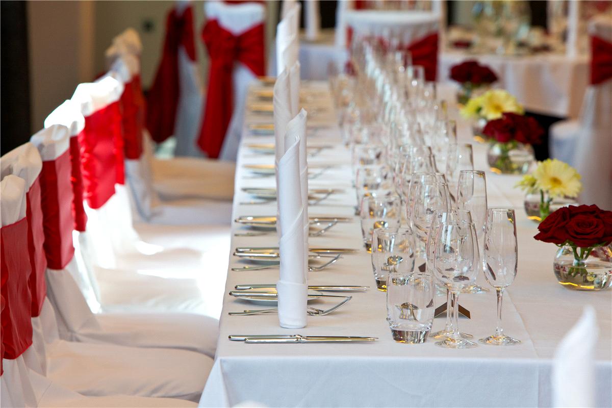 Brooklands Table Settings