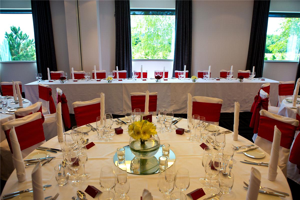 Brooklands Table Settings