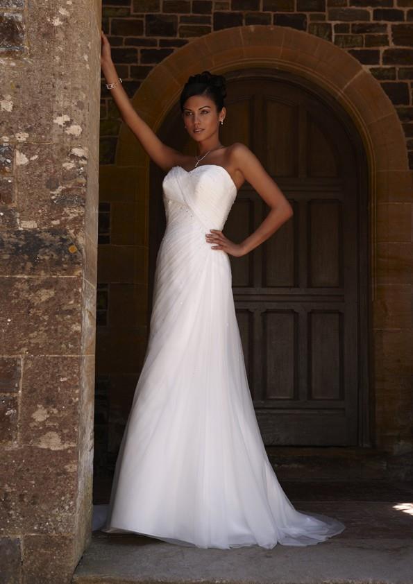 My Stuff, https://www.homonoble.com/1099-romantica-bridal-2013-yvette.html