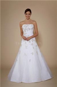 https://www.weddressous.com/en/phil-collins-bridal/13148-phil-collins-bridal-2015-pc3415.html