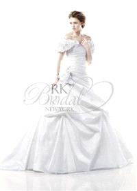 https://www.idealgown.com/en/blue-by-enzoani/2791-blue-by-enzoani-bridal-davenport.html