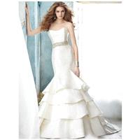 https://www.dazukleider.de/hochzeits/320-elfenbein-seide-shantung-tragerlos-mermaid-brautkleid-mit-g