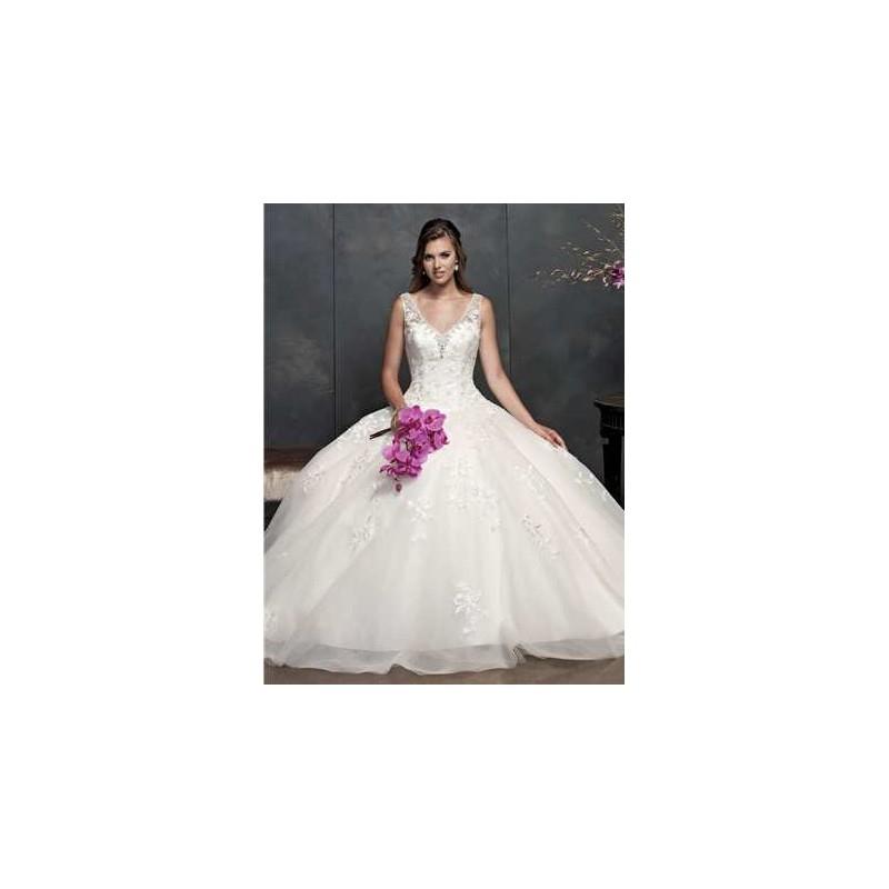 My Stuff, https://www.paleodress.com/en/weddings/657-kenneth-winston-wedding-dress-style-no-15362.ht