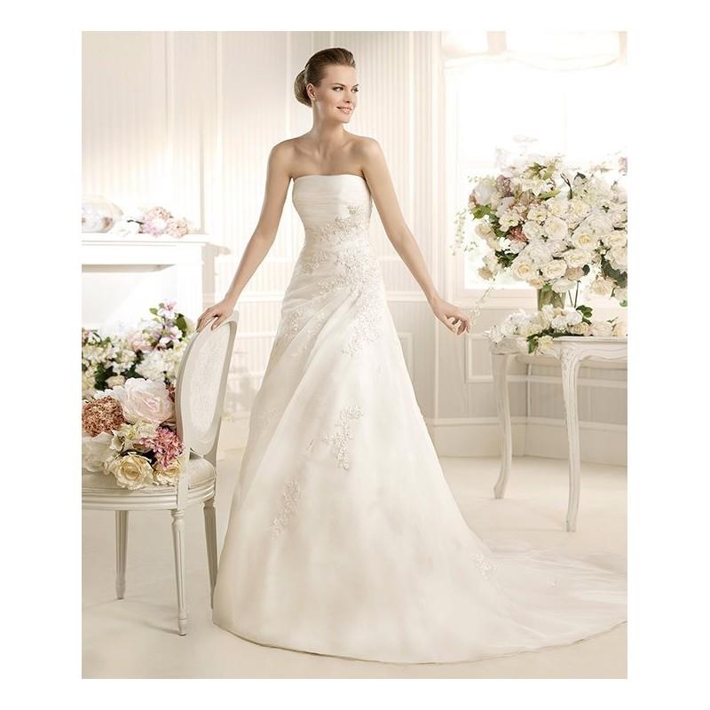 My Stuff, https://www.bienvestido.es/la-sposa/2389-daphne-glamour-la-sposa.html