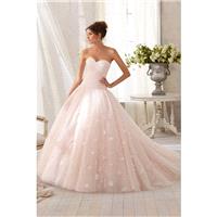https://www.granddressy.com/en/mori-lee-by-madeline-gardner/36-mori-lee-by-madeline-gardner-c-blu-c-