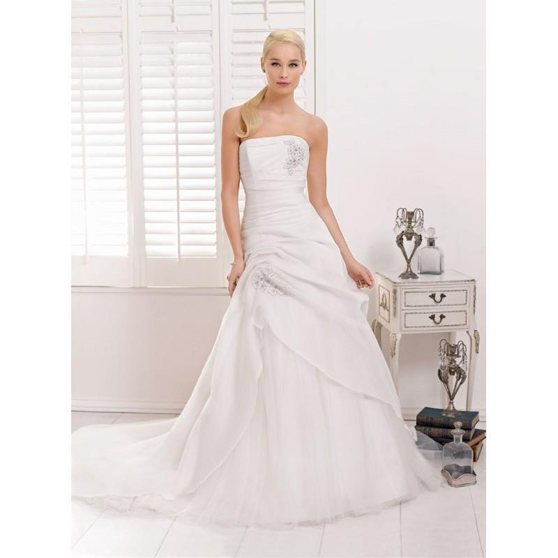 My Stuff, Divina Sposa, 132-16 - Superbes robes de mariée pas cher | Robes En solde | Divers Robes d