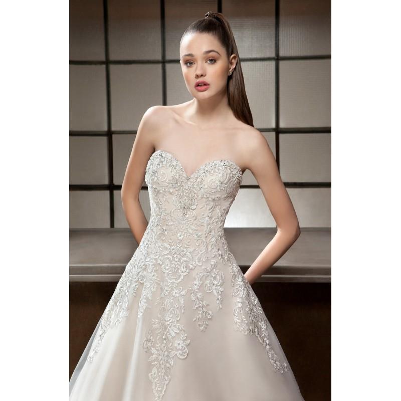 My Stuff, Robes de mariée Cosmobella 2017 - 7852 - Superbe magasin de mariage pas cher