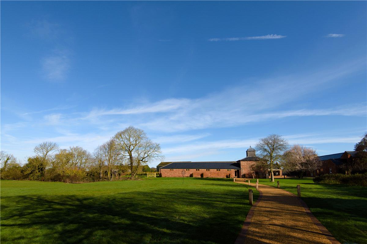 Apton Hall Grounds