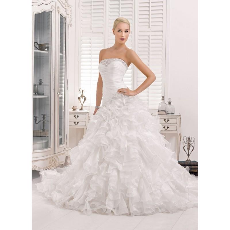 My Stuff, Divina Sposa, 132-15 - Superbes robes de mariée pas cher | Robes En solde | Divers Robes d