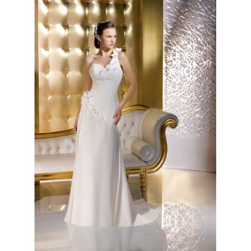 My Stuff, Just for you, 135-36 - Superbes robes de mariée pas cher | Robes En solde | Divers Robes d