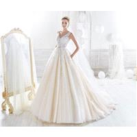 Nicole 2018 NIAB18070 sans Manches Doux Robe de Bal Champagne Train Chapelle Appliques Couverts Bout