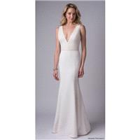 Modern Trousseau Fall/Winter 2017 Adora Elegant Floor-Length Ivory V-Neck Fit & Flare Sleeveless Cre